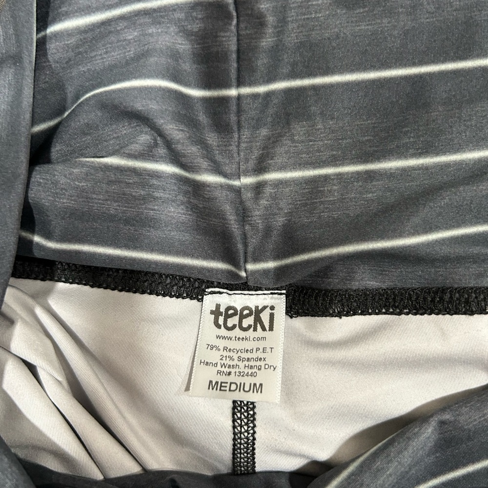 Teeki Love the Elephant Hot Yoga Pants Leggings Medium - Picture 7 of 7